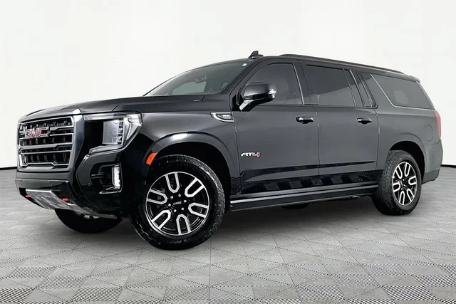 2023 GMC Yukon XL AT4