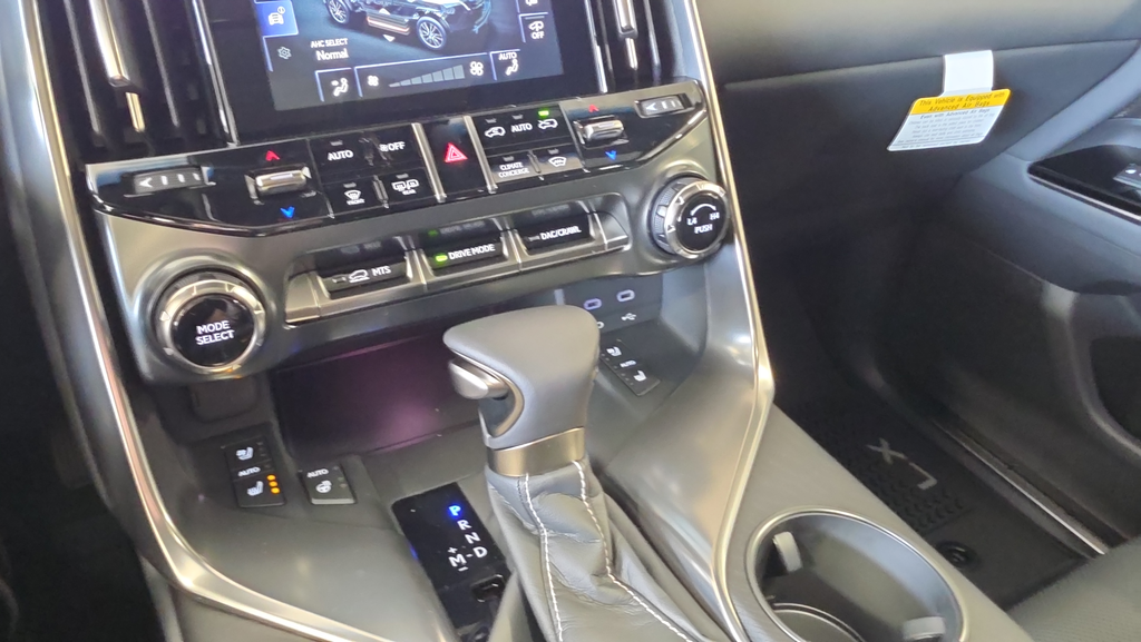 New 2026 Manganese Luster Lexus  600 LUXURY image 26