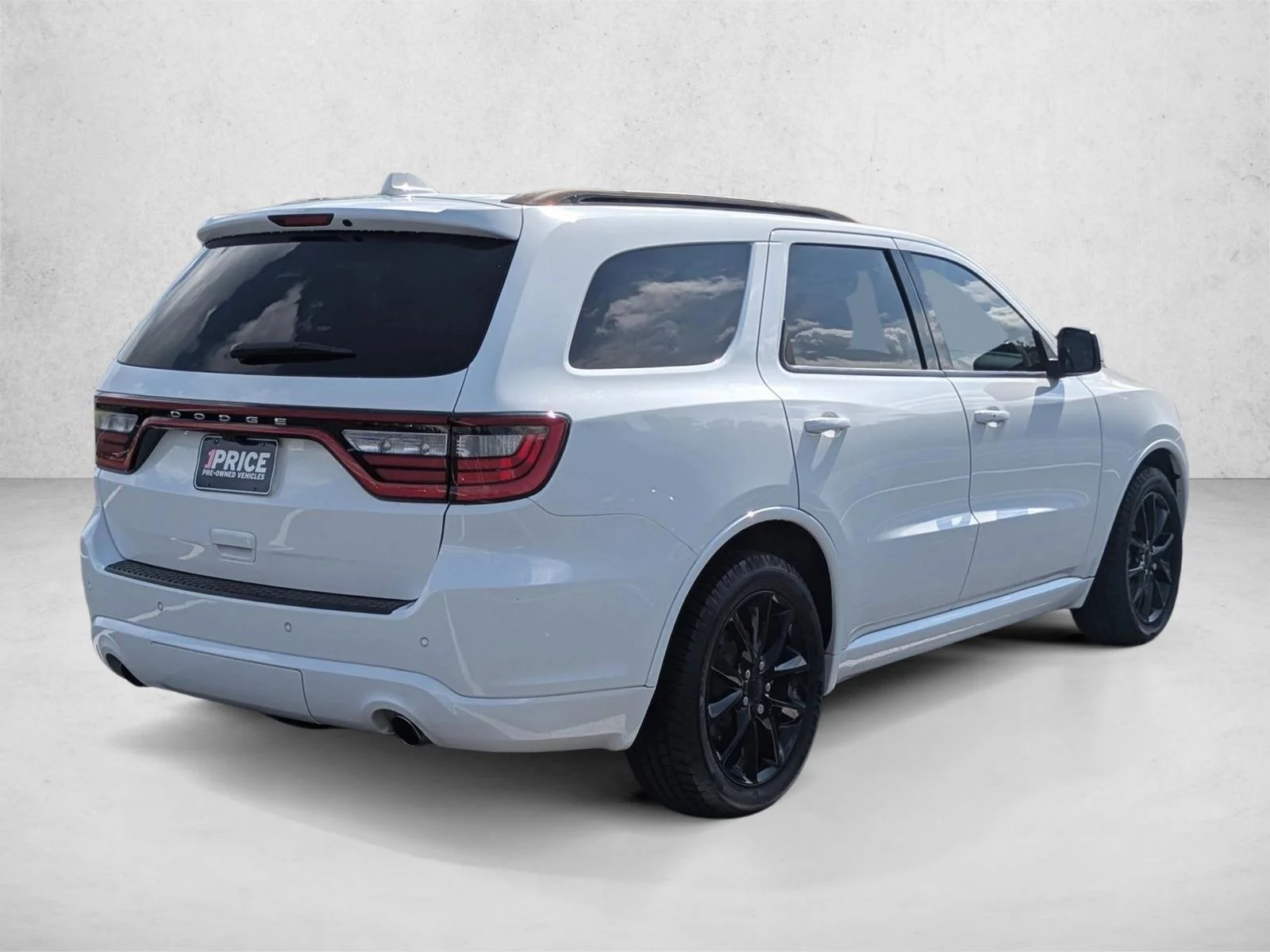Used 2017 White Knuckle Clearcoat Dodge GT image 5