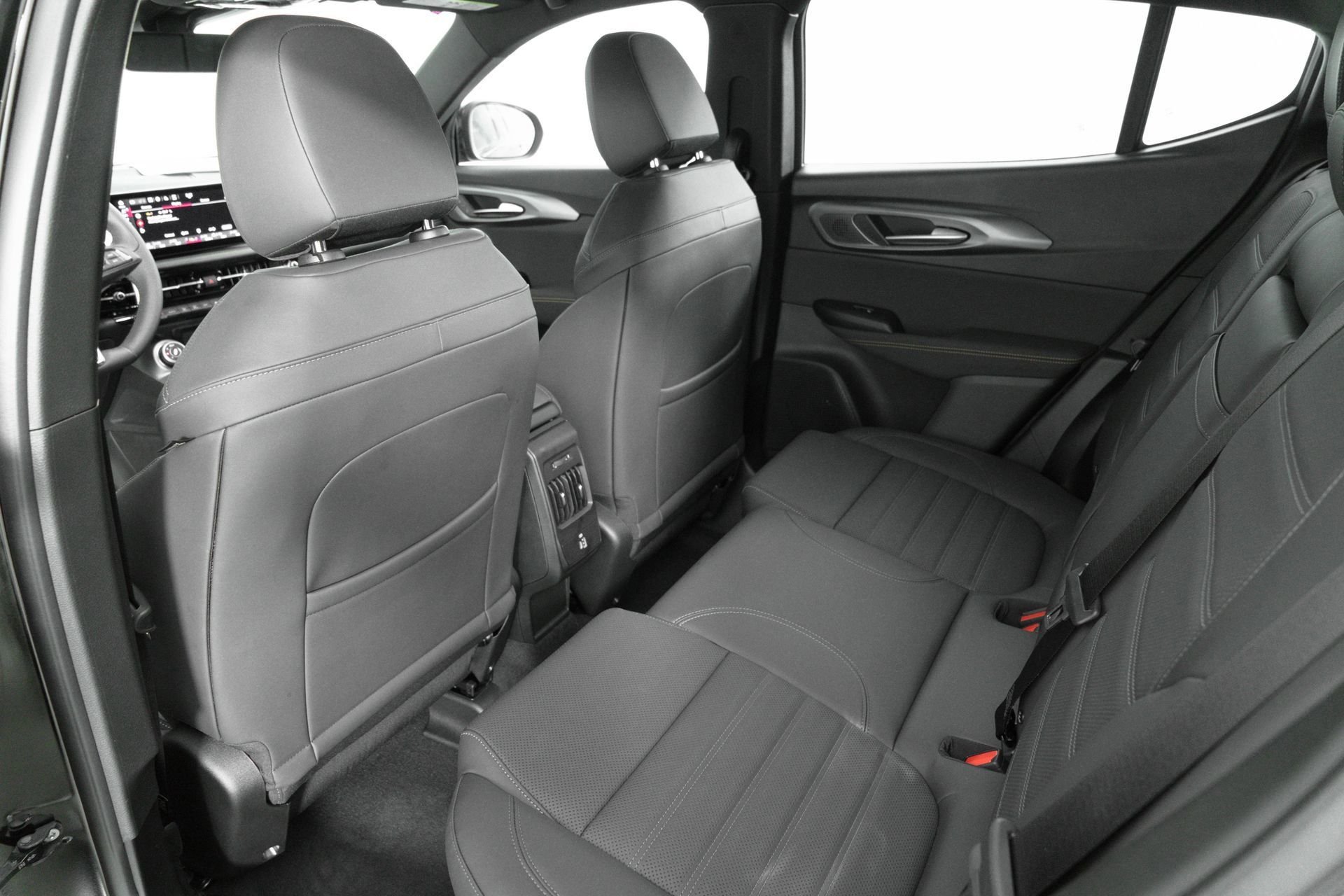 New 2025 Alfa Black Exterior Paint Alfa Romeo Base image 18