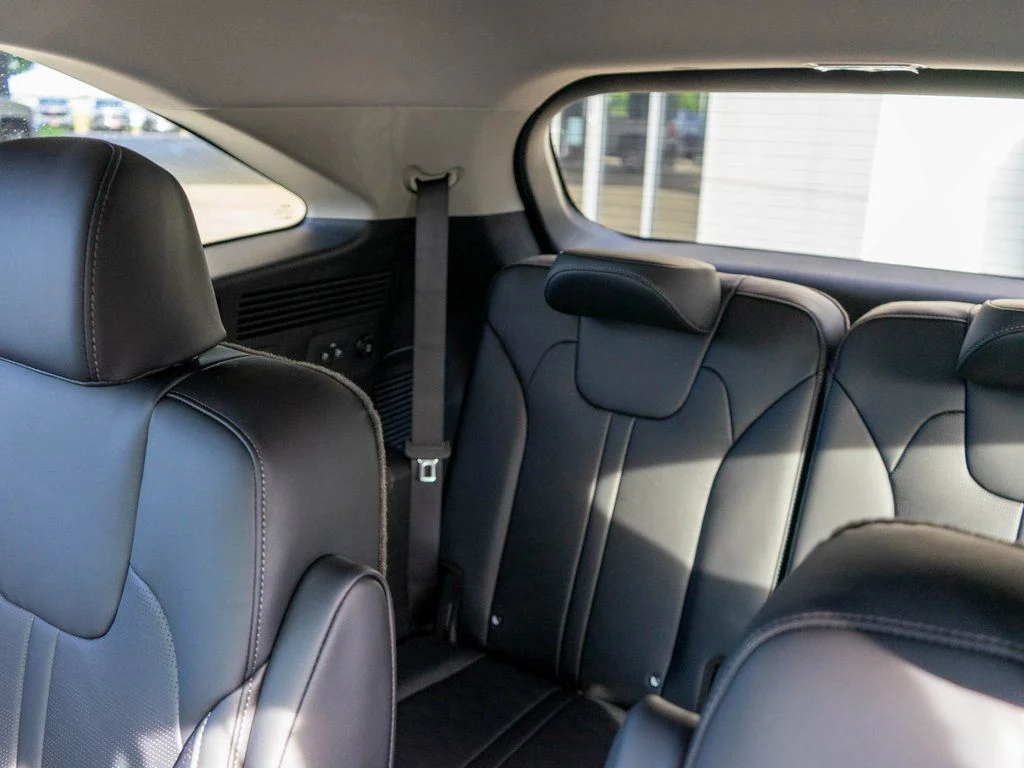 2025 Kia Sorento EX Hybrid - Photo 12