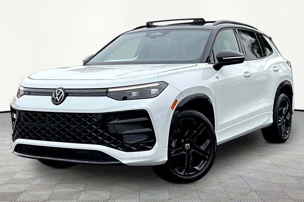 New 2026 White Volkswagen 2.0T SE R-Line Black image 3