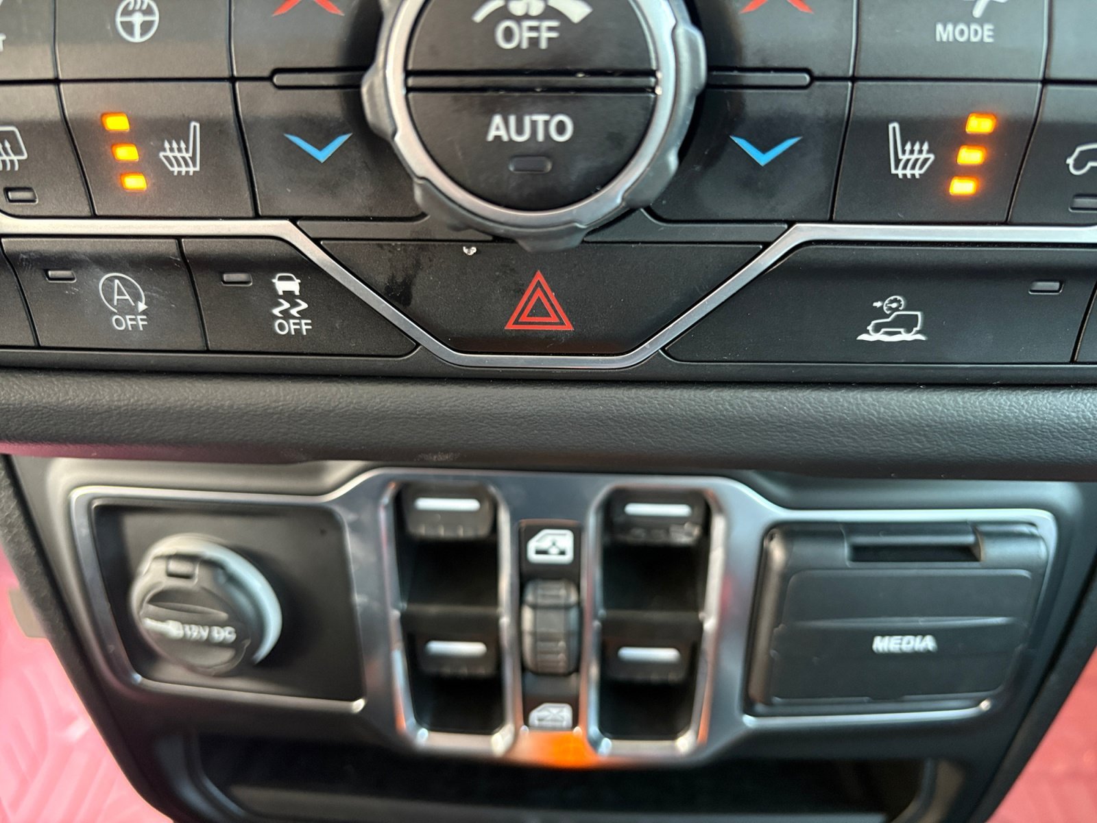 Used 2025 Black Clearcoat Jeep Texas Trail image 22
