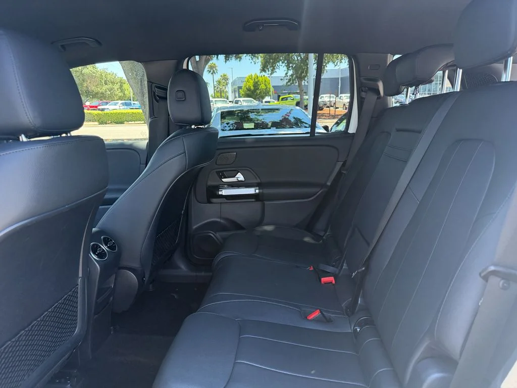 Used 2024 Polar White Mercedes-Benz 250+ image 22