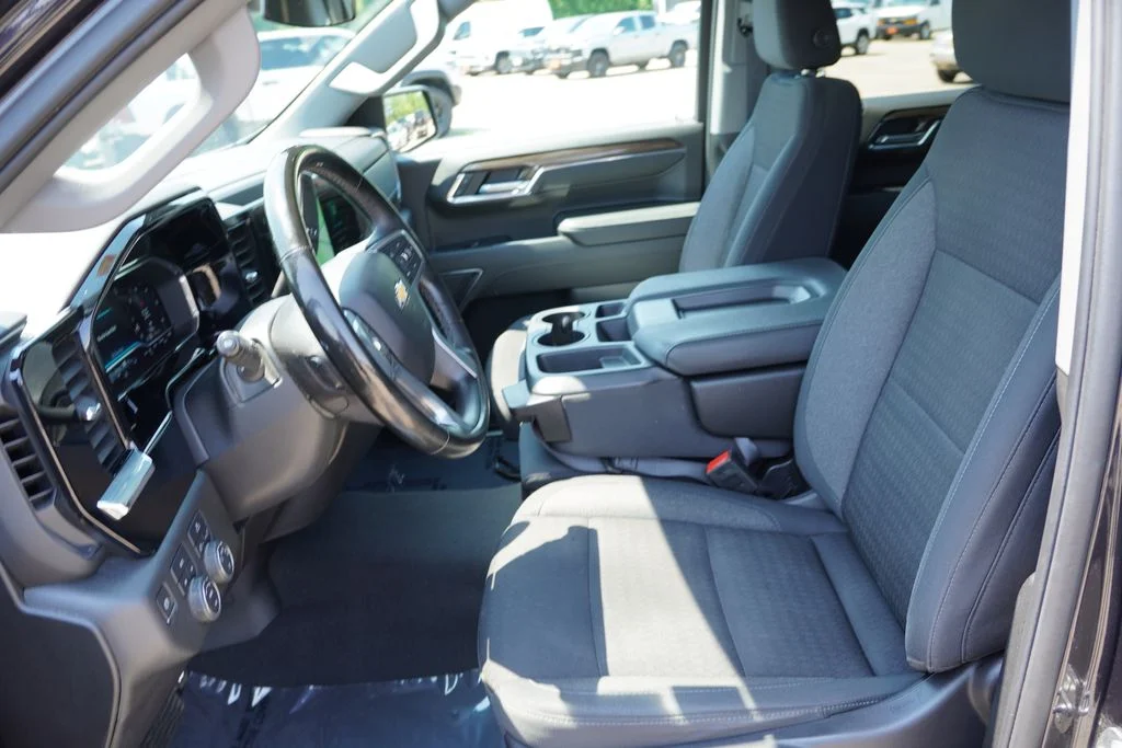 Used 2024 Dark Ash Metallic Chevrolet LT image 15