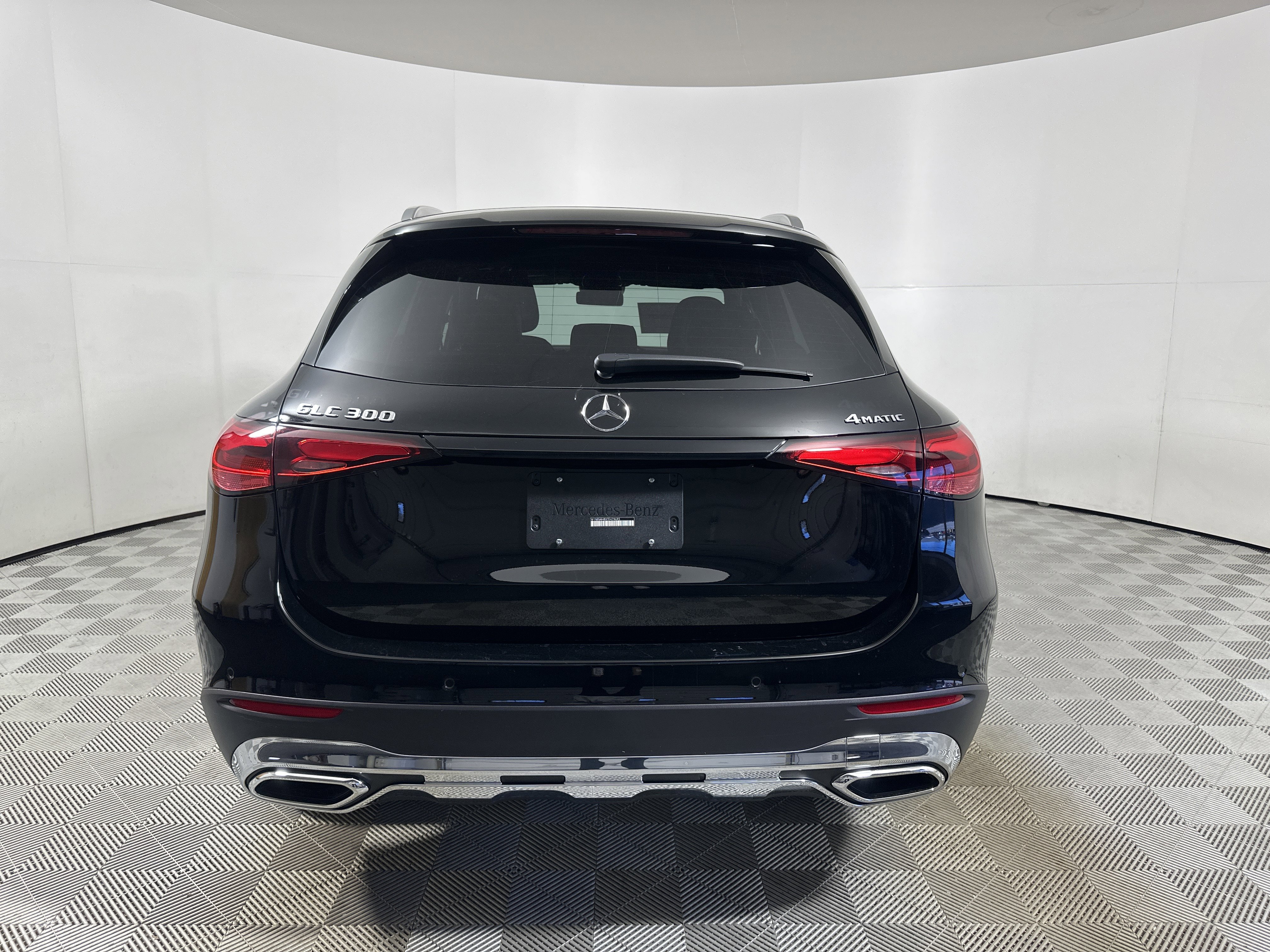 Certified Used 2026 Black Mercedes-Benz GLC 300 image 6