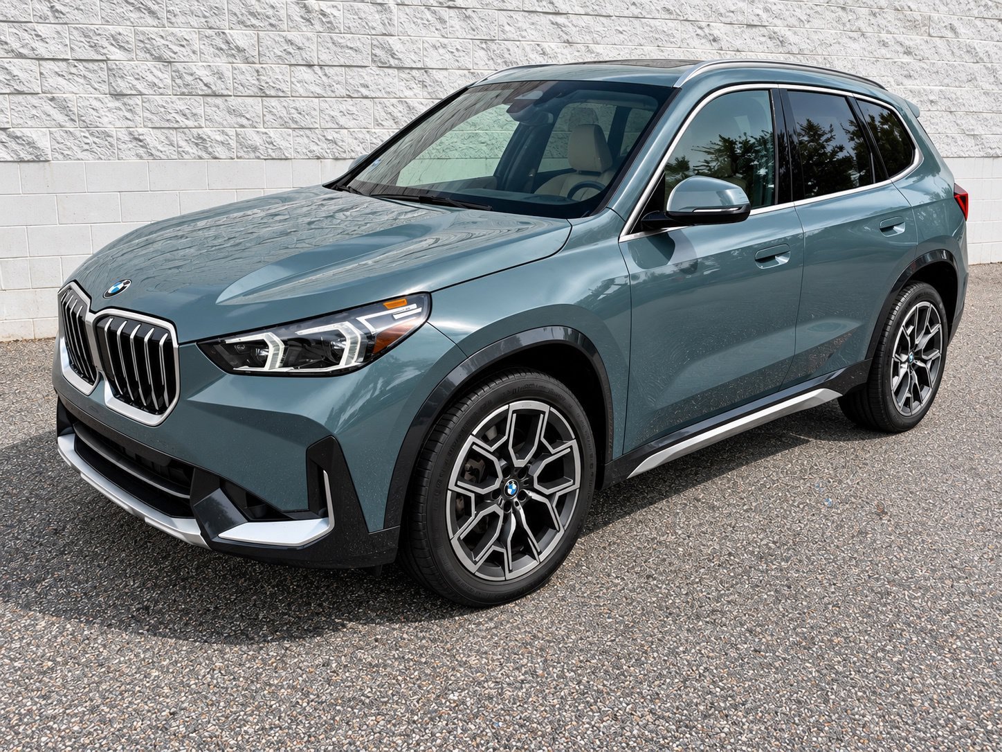 2025 BMW X1