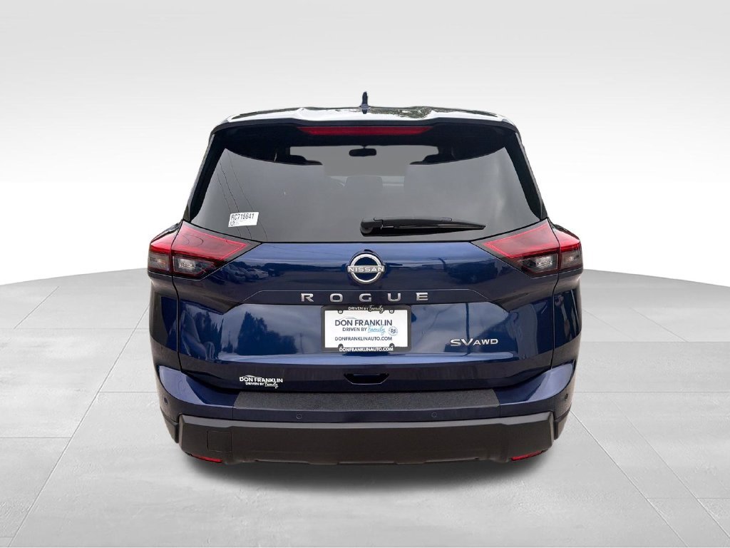 Used 2024 Blue Nissan SV image 4