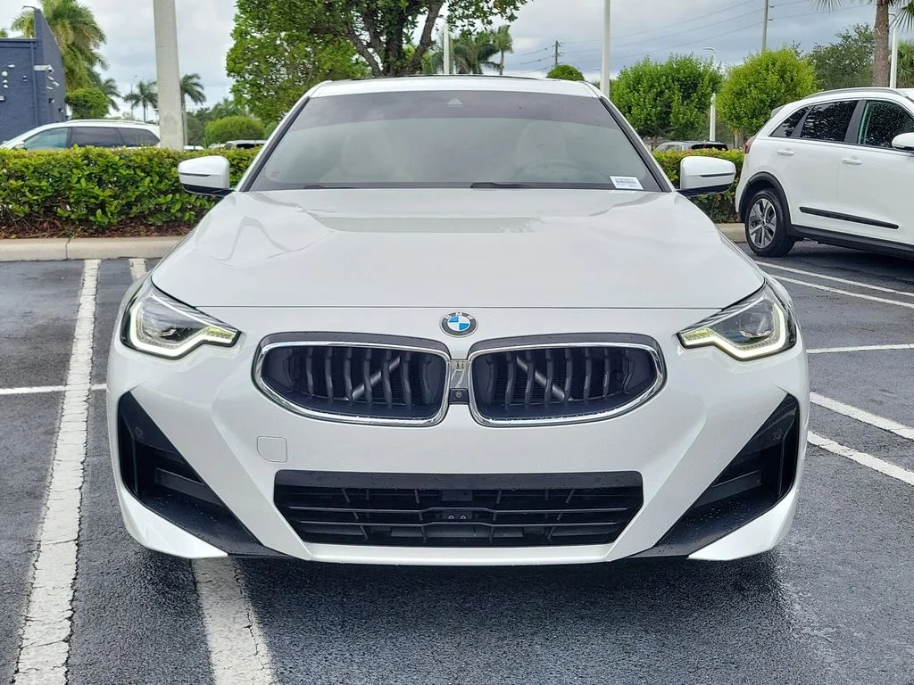 Used 2022 White BMW 230i image 3