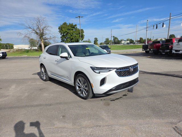 Used 2023 White Buick Avenir image 4