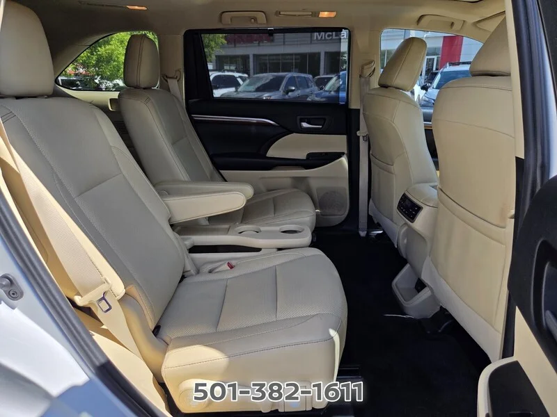 Used 2019 Blizzard Pearl TOYOTA LIMITED V6 FWD image 23