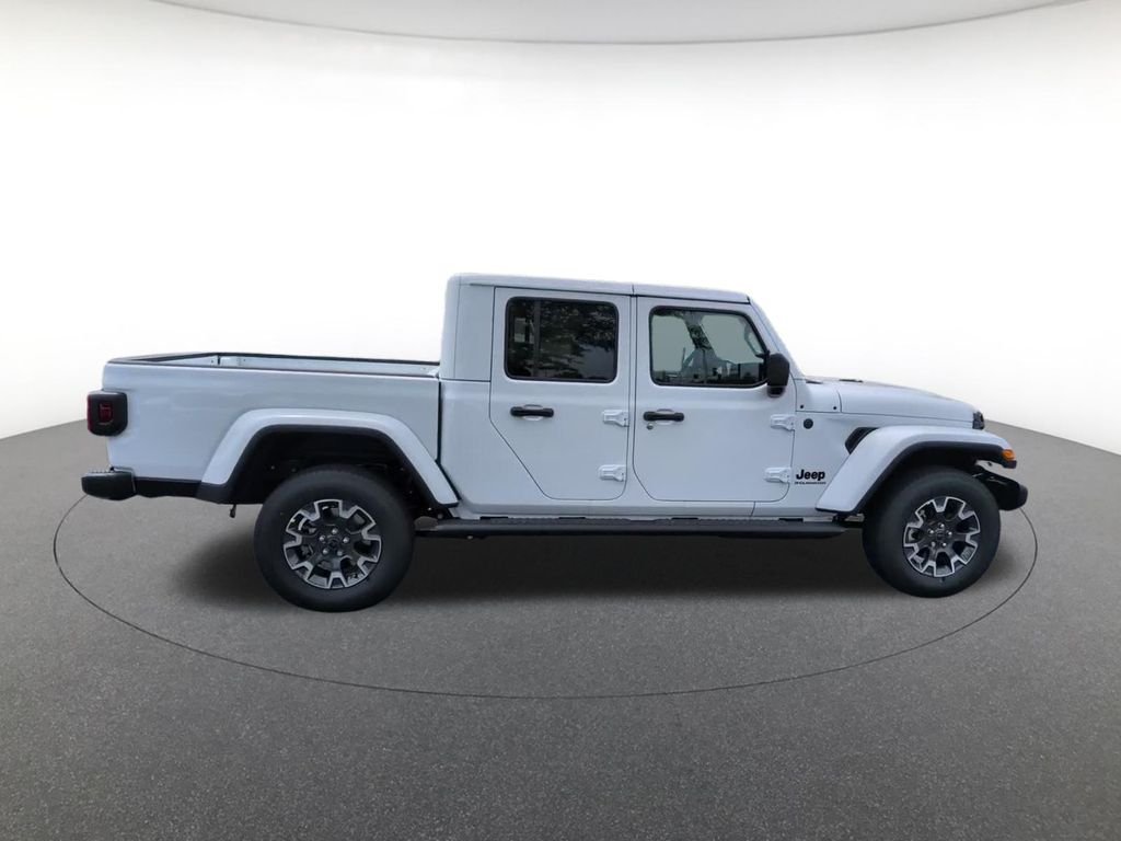 New 2026 Bright White Clear-Coat Exterior Paint Jeep Sahara image 5