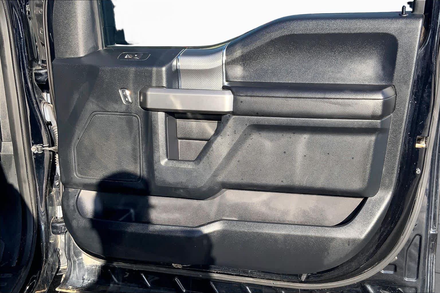 Used 2017 Shadow Black Ford XLT image 23