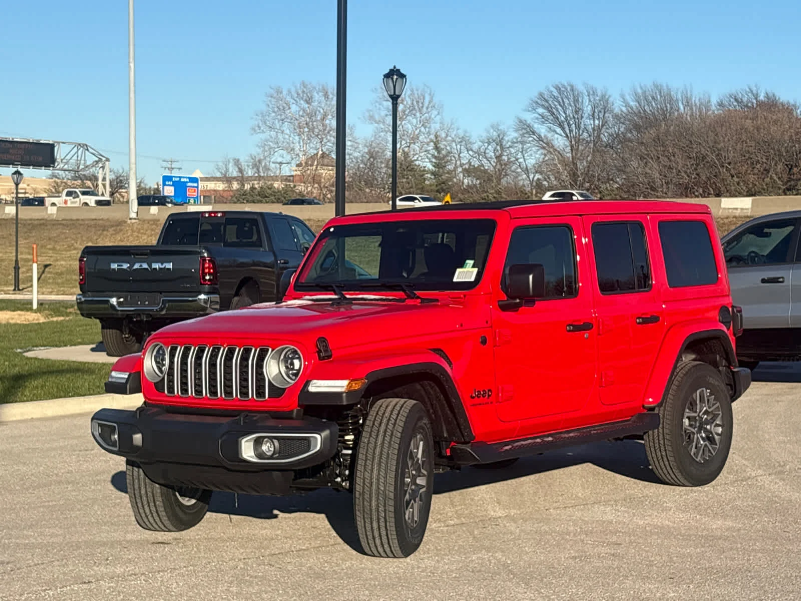 New 2026 Firecracker Red Clear-Coat Exterior Paint Jeep Sahara image 4