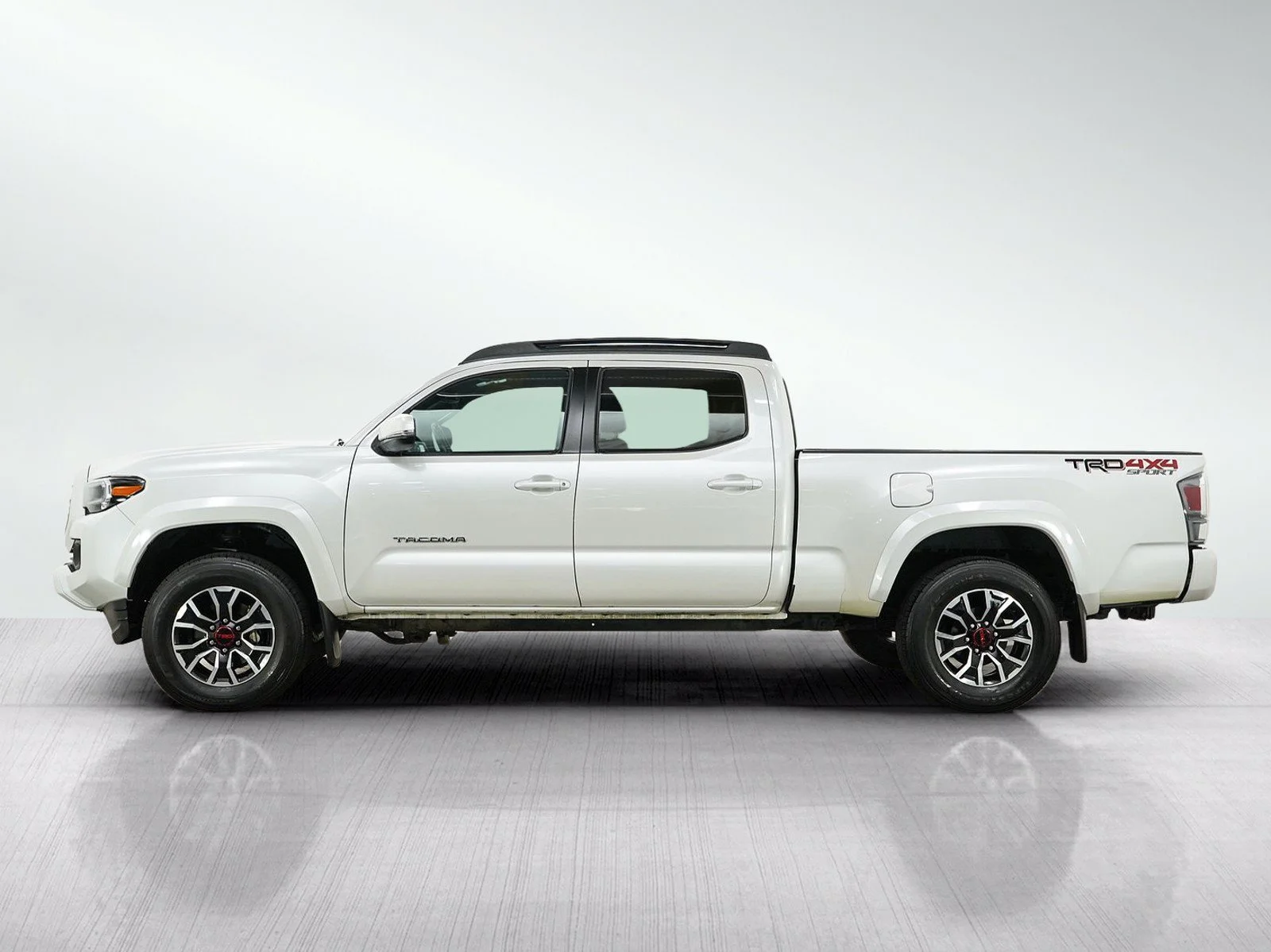 Used 2021 Toyota Tacoma TRD Sport with VIN 3TYDZ5BN8MT002146 for sale in Bloomington, Minnesota