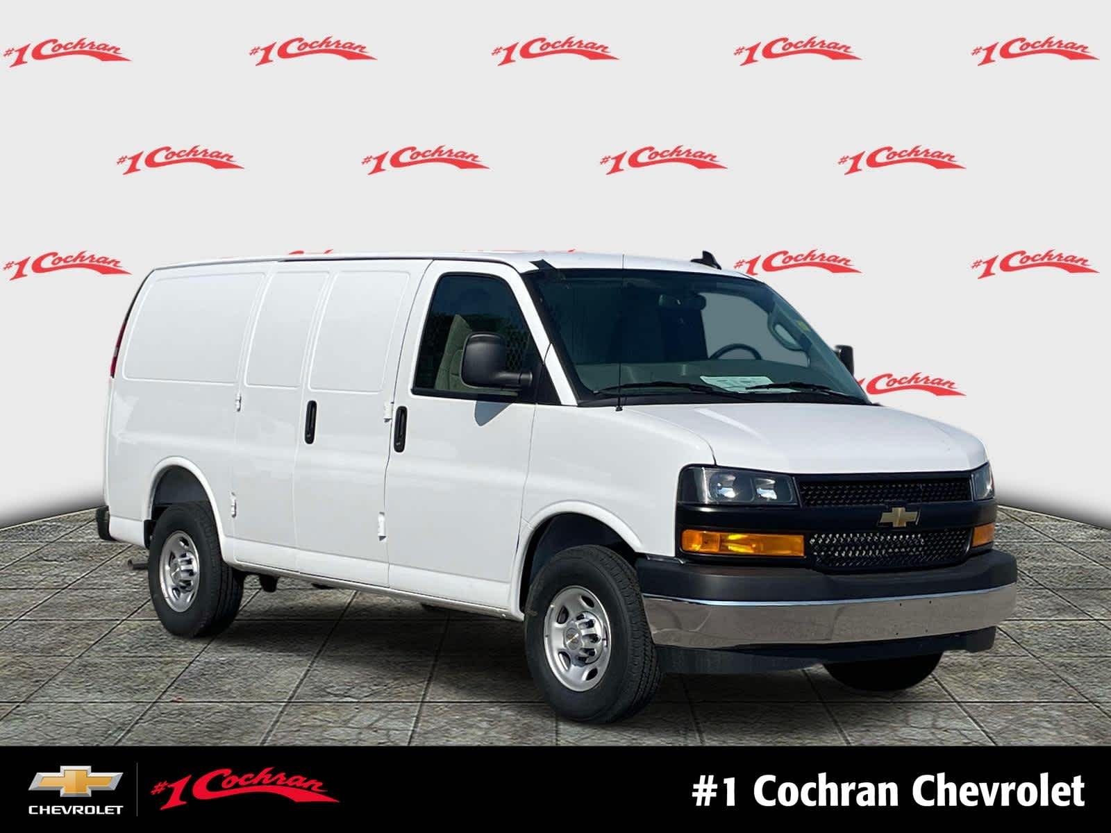 New 2026 Summit White Chevrolet WT image 1