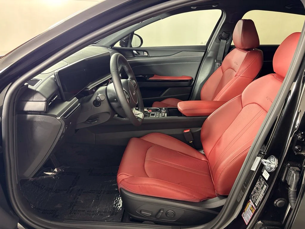 New 2027 Aurora Black Pearl Kia GT-Line image 25