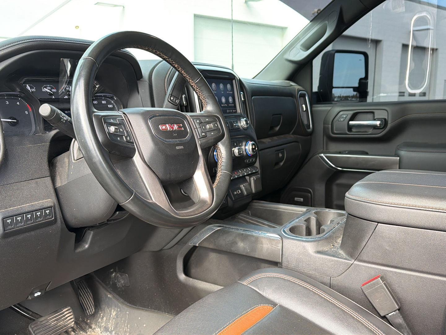 Used 2023 Summit White GMC AT4 image 5