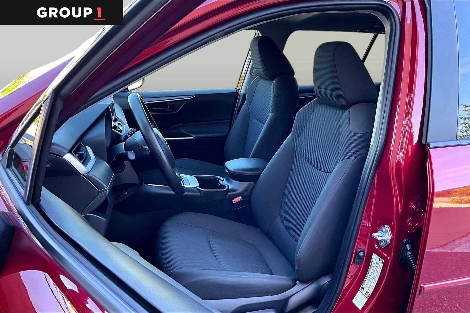 Certified Used 2025 Ruby Flare Pearl Toyota LE image 9