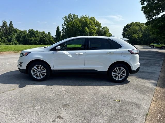 Used 2018 White Ford SEL image 4