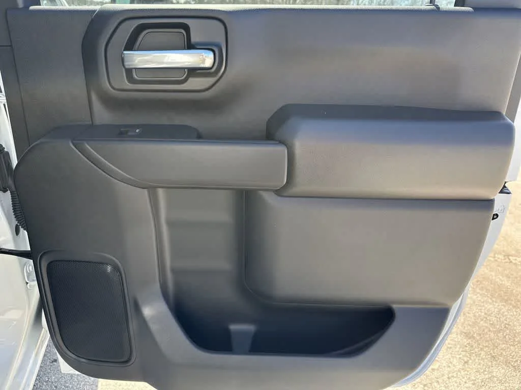 2025 GMC Sierra 3500HD Pro - Photo 37