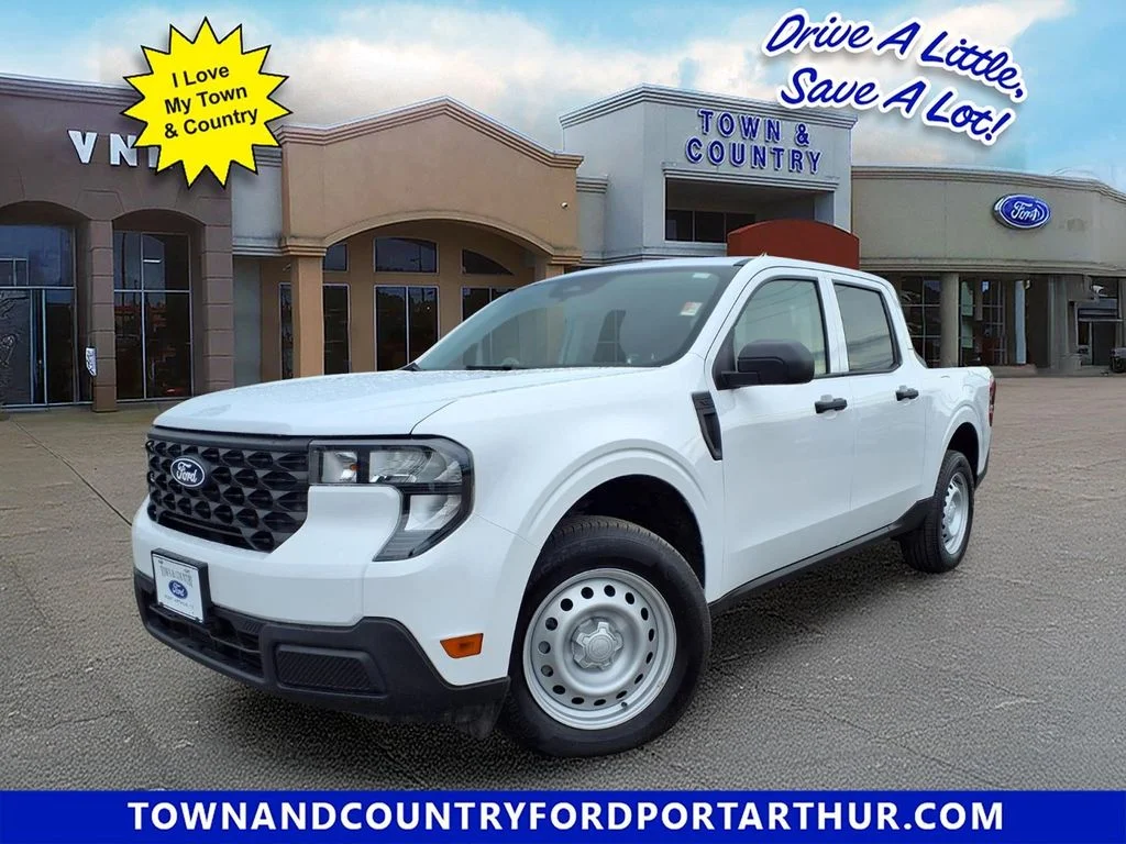 Used 2025 White Ford XL image 1