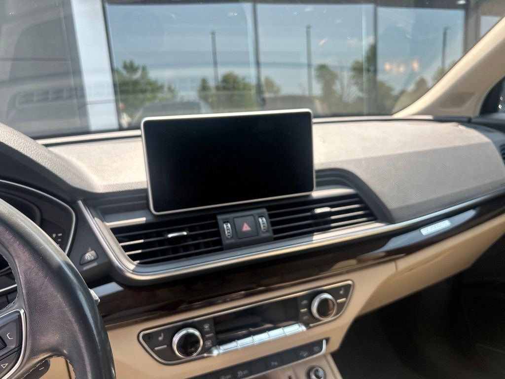 Used 2018 Blue Audi 2.0T image 29