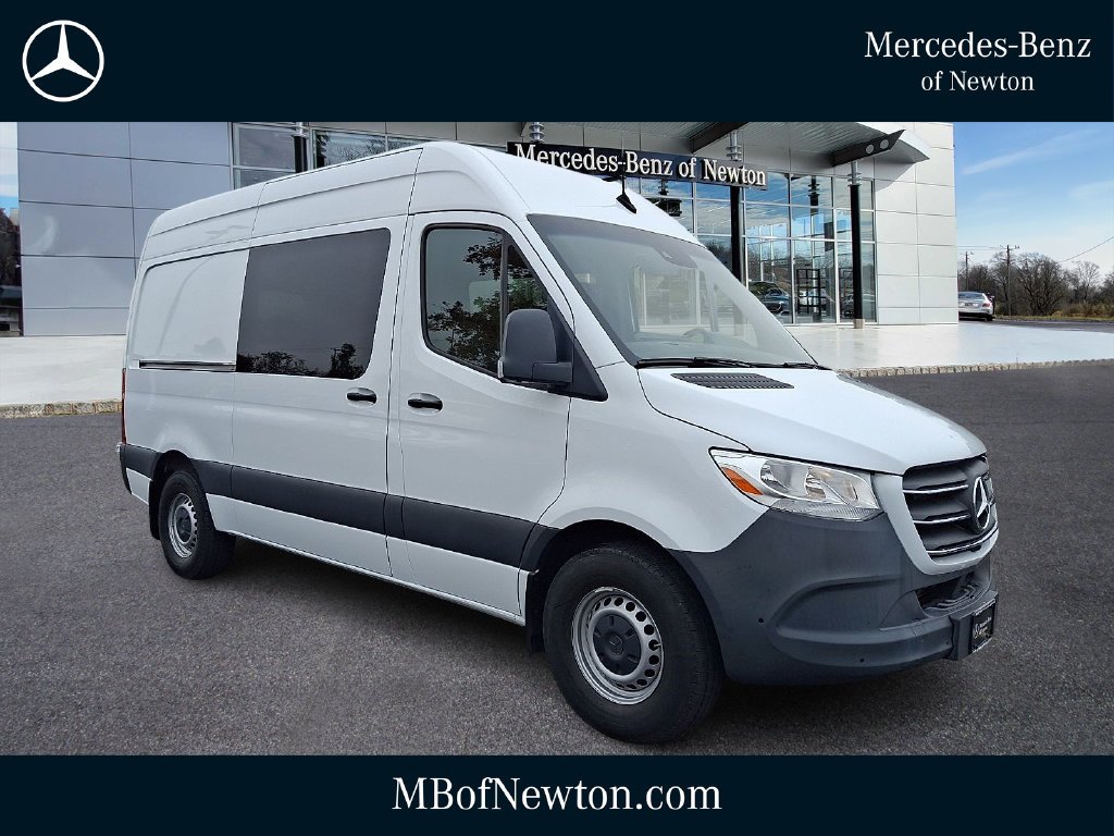 2024 Mercedes-Benz Sprinter Crew Van