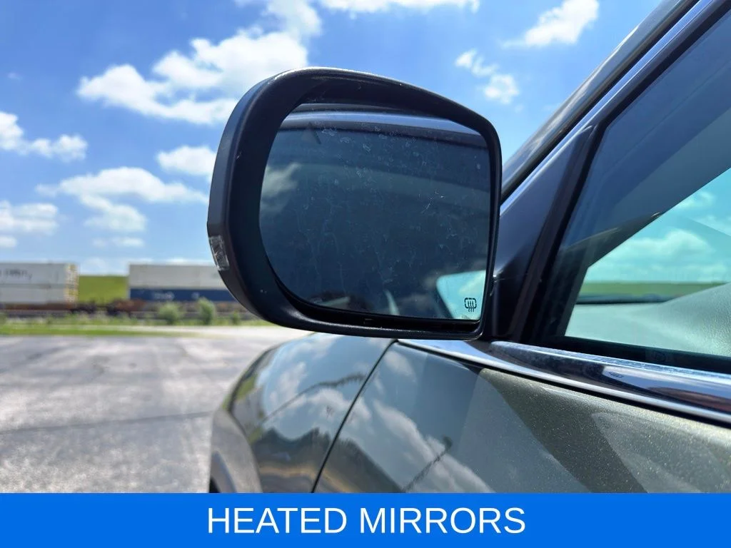 Used 2021 Green Jeep Latitude Lux image 8