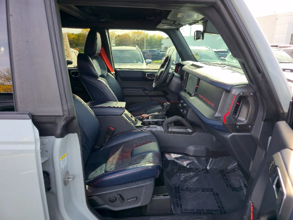 2023 Ford Bronco 4-Door Raptor - Photo 29