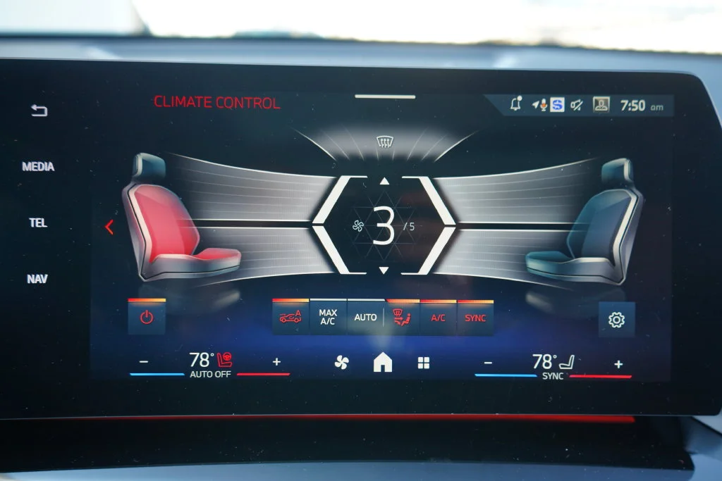 Used 2026 Black BMW xDrive28i image 17