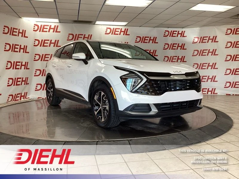 Used 2024 White Kia EX image 1