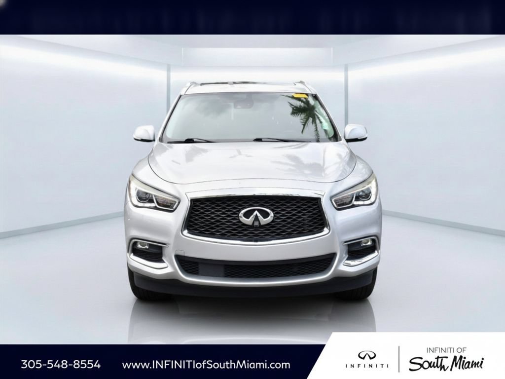 Certified Used 2019 Liquid Platinum INFINITI LUXE image 2