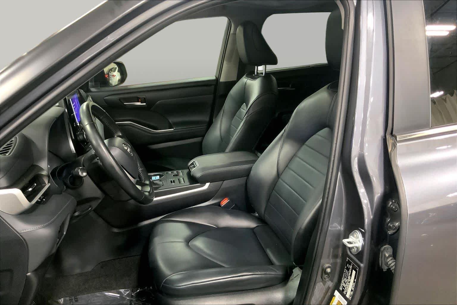 Used 2023 Magnetic Gray Metallic Toyota XLE image 8