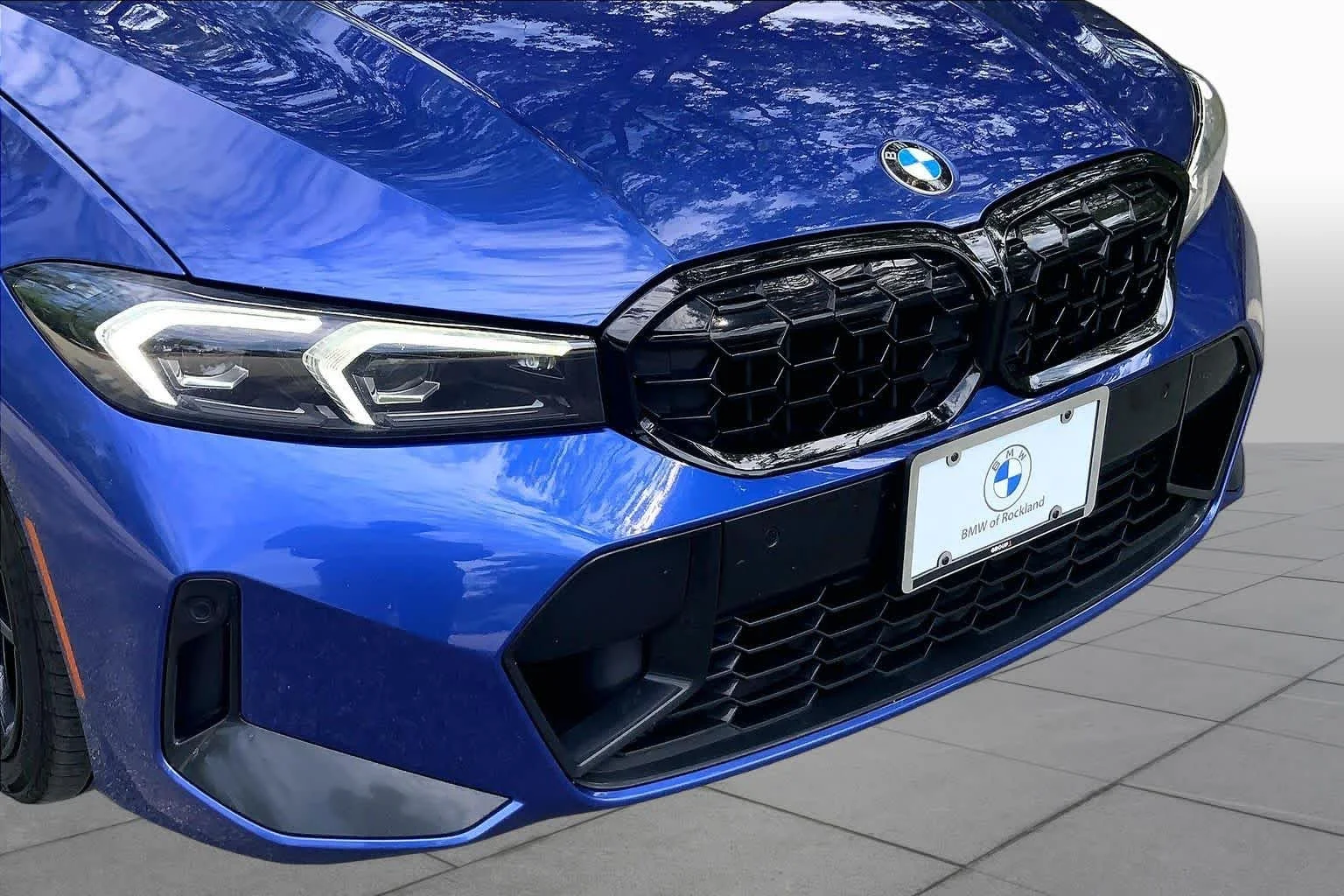 Used 2023 Portimao Blue Metallic BMW M340i xDrive image 29