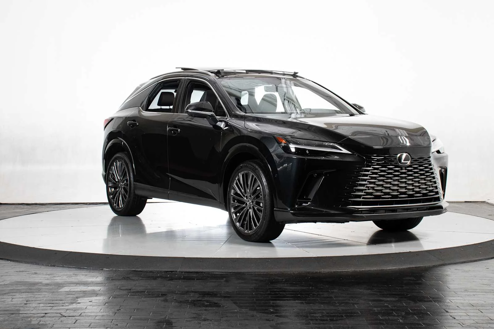Certified Used 2025 CAVIAR Lexus Luxury image 9