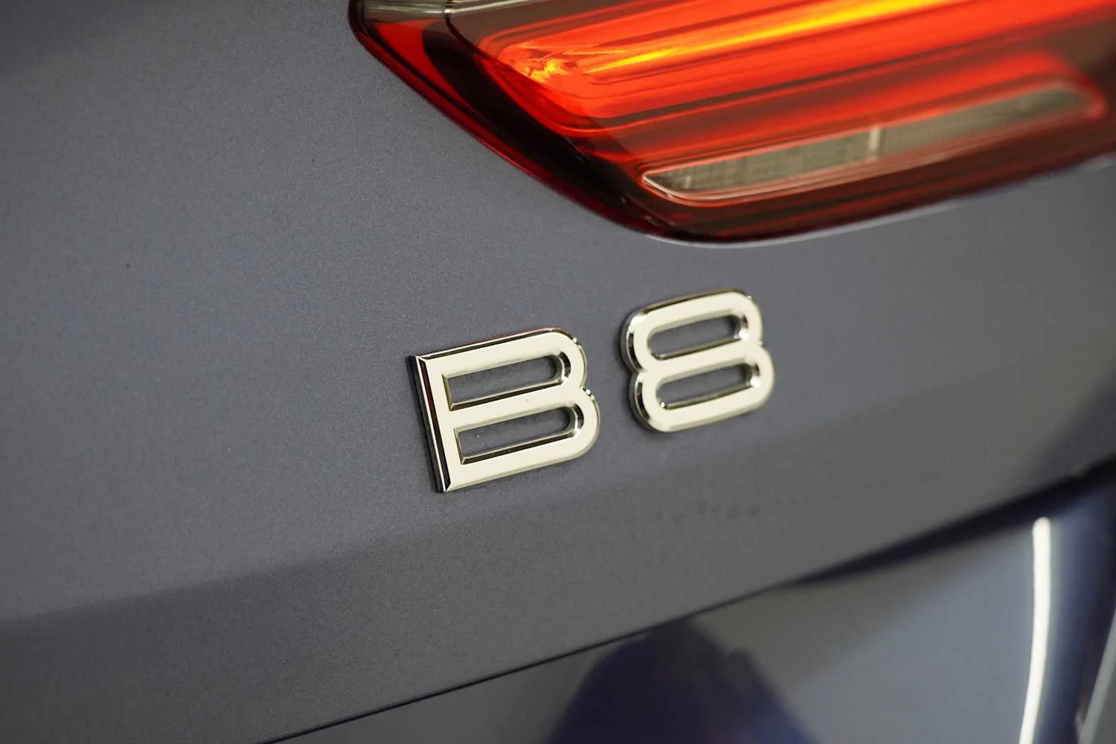 Certified Used 2025 ALPINA Blue Metallic BMW ALPINA B8 xDrive image 10