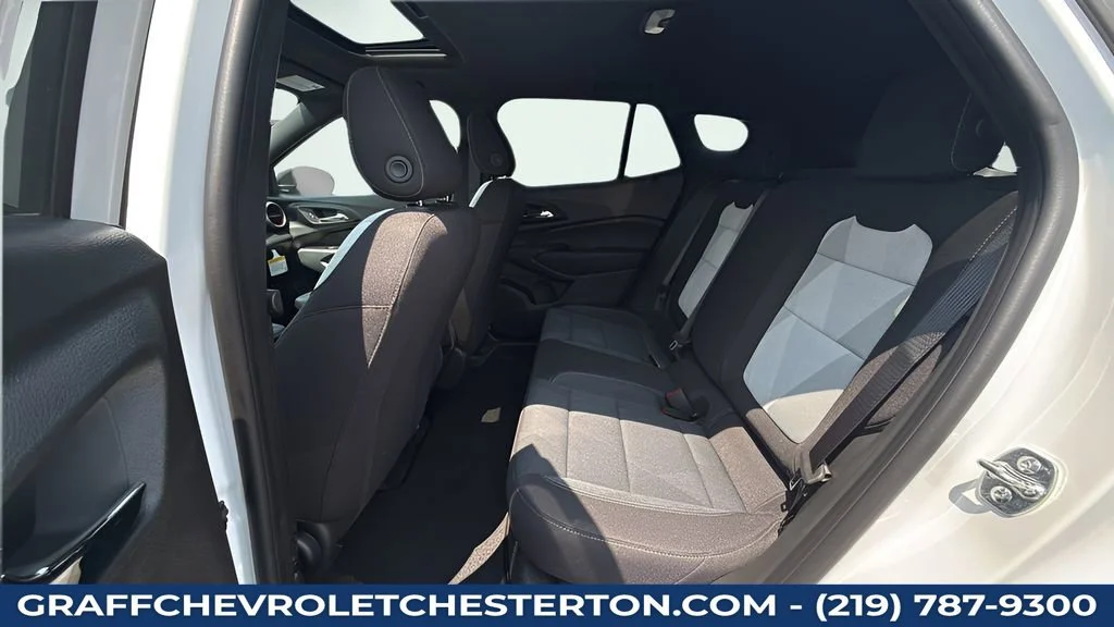 2026 Chevrolet Trax RS - Photo 35