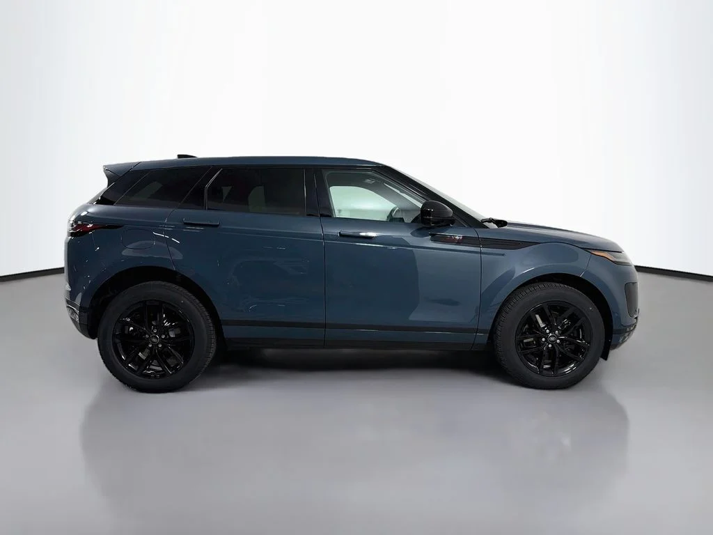 New 2026 Tribeca Blue Land Rover S image 4