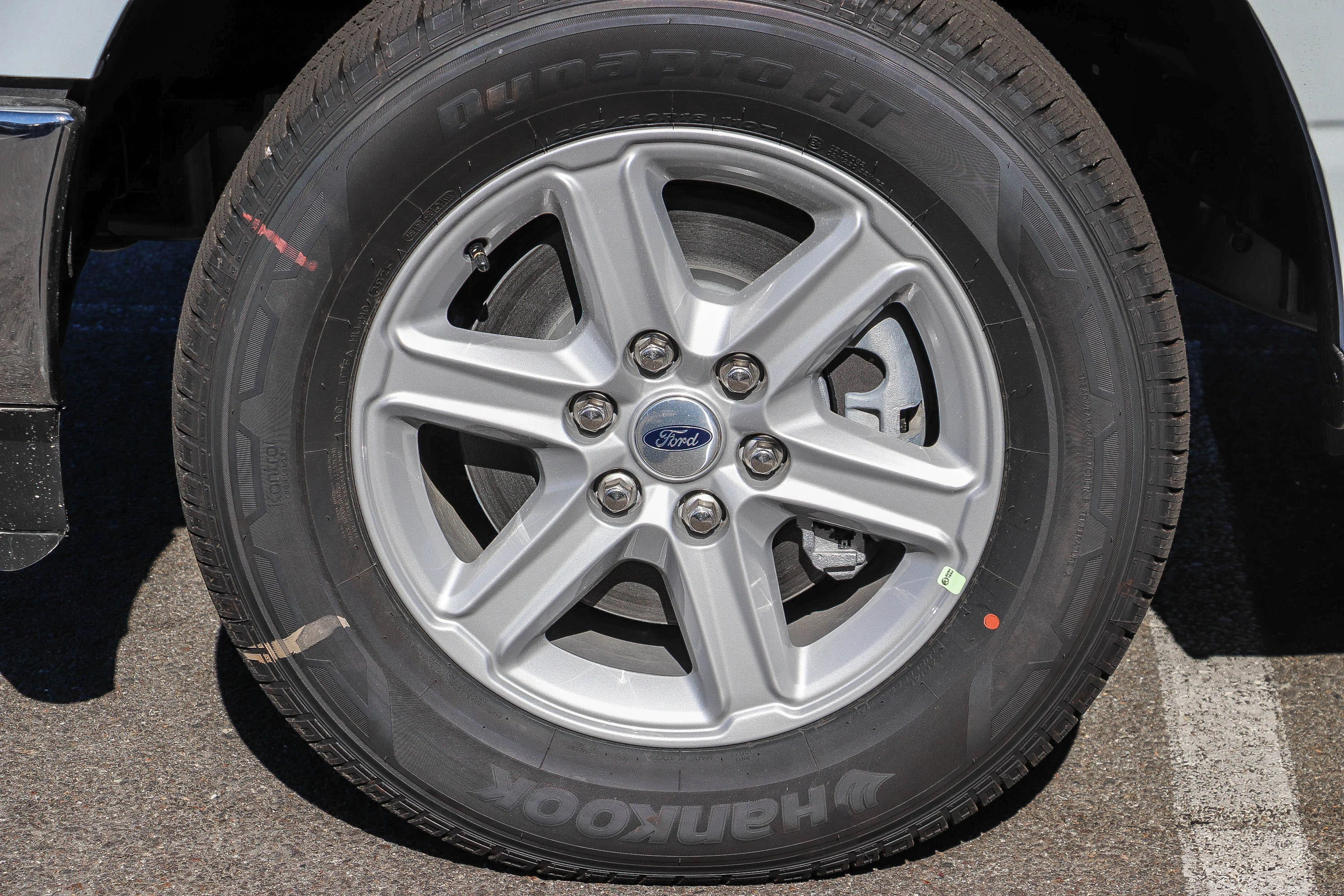 New 2026 Oxford White Ford XLT image 11
