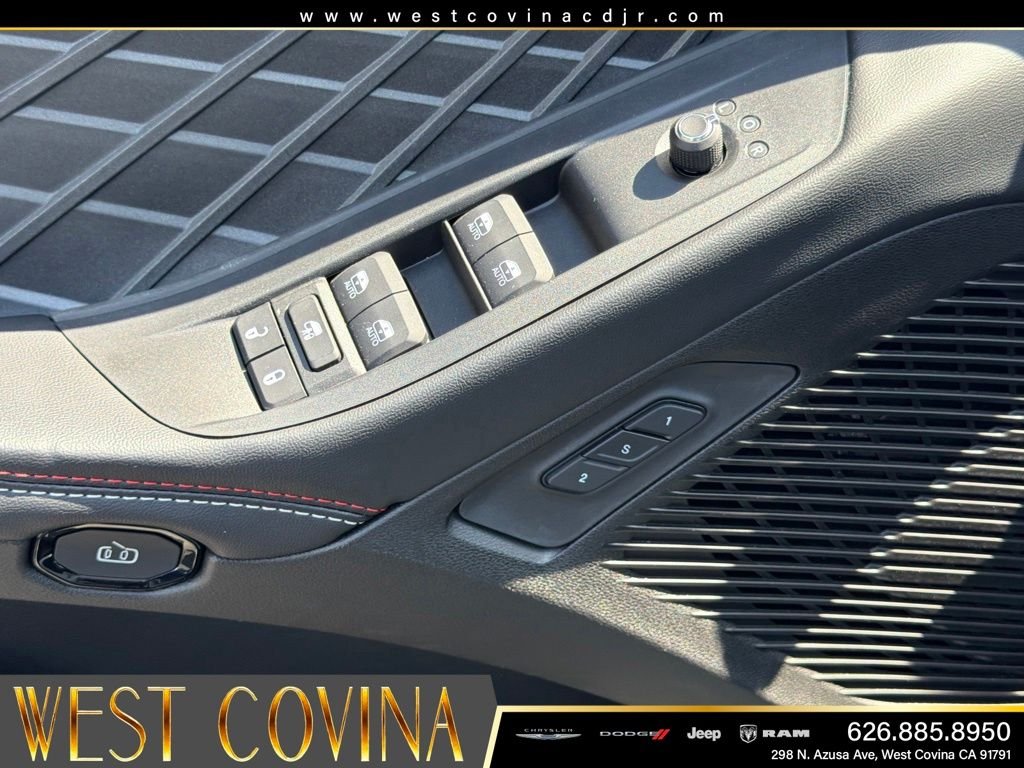 New 2026 White Knuckle Exterior Paint Dodge R/T Scat Pack image 14