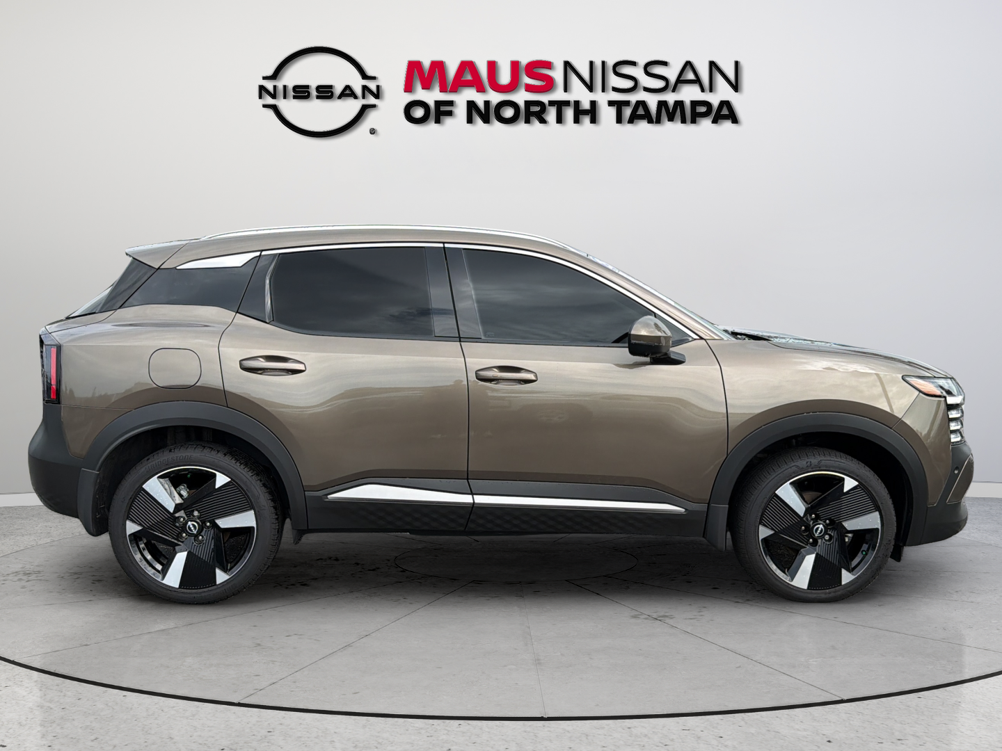 Certified Used 2025 Brown Nissan SR image 13