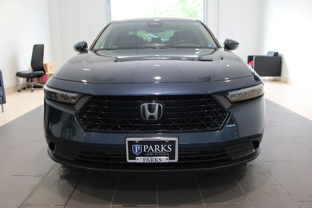 Used 2024 Canyon River Blue Metallic Honda EX image 14