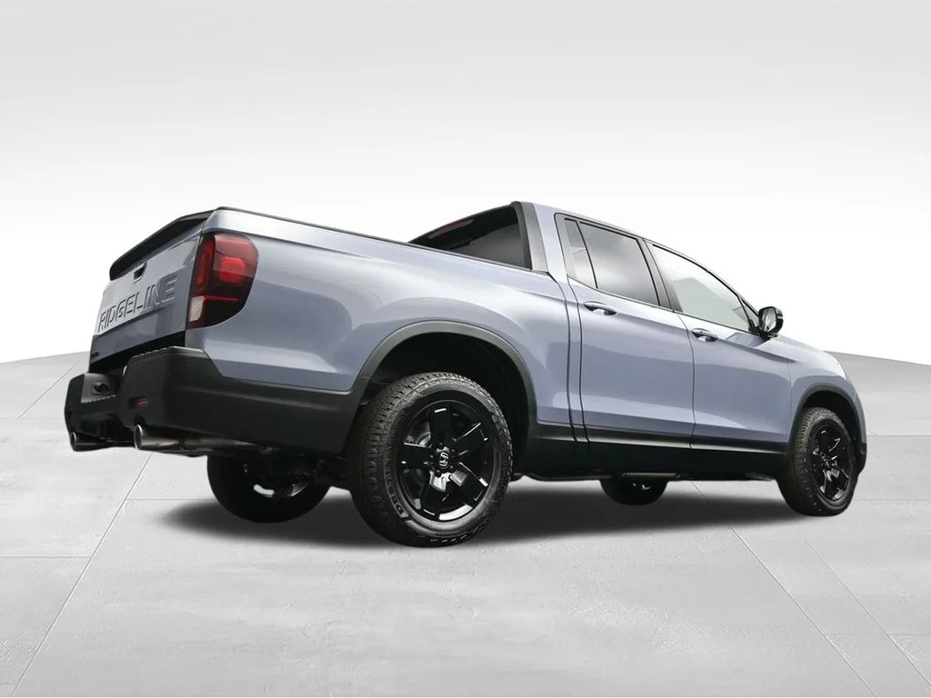 New 2026 Sonic Gray Pearl Honda Black Edition image 34