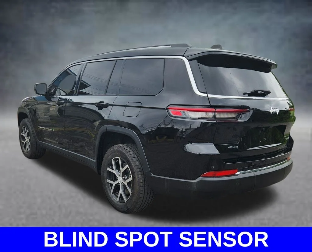 Used 2023 Black Jeep Limited image 7