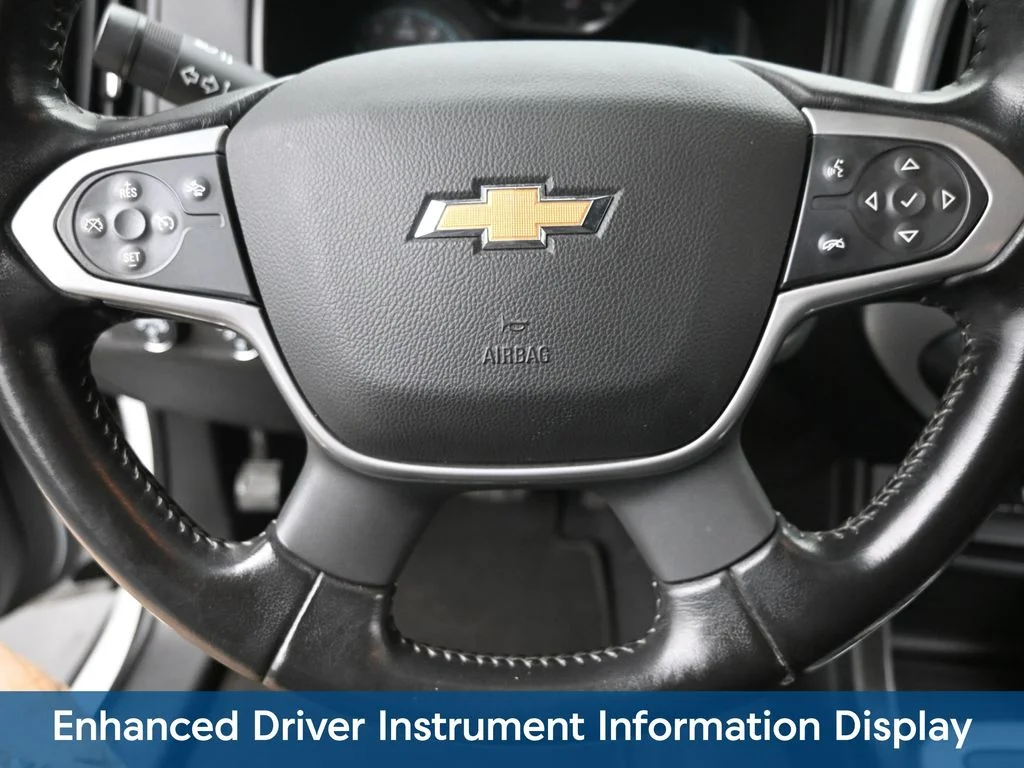 Used 2022 White Chevrolet LT image 17