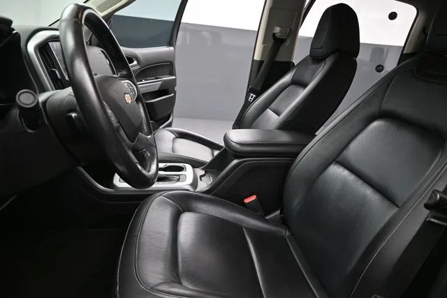 Used 2018 Black Chevrolet ZR2 image 19