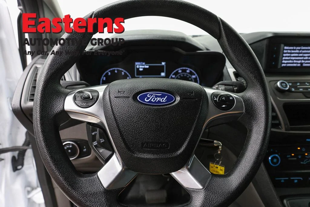 Used 2019 White Ford XL image 10