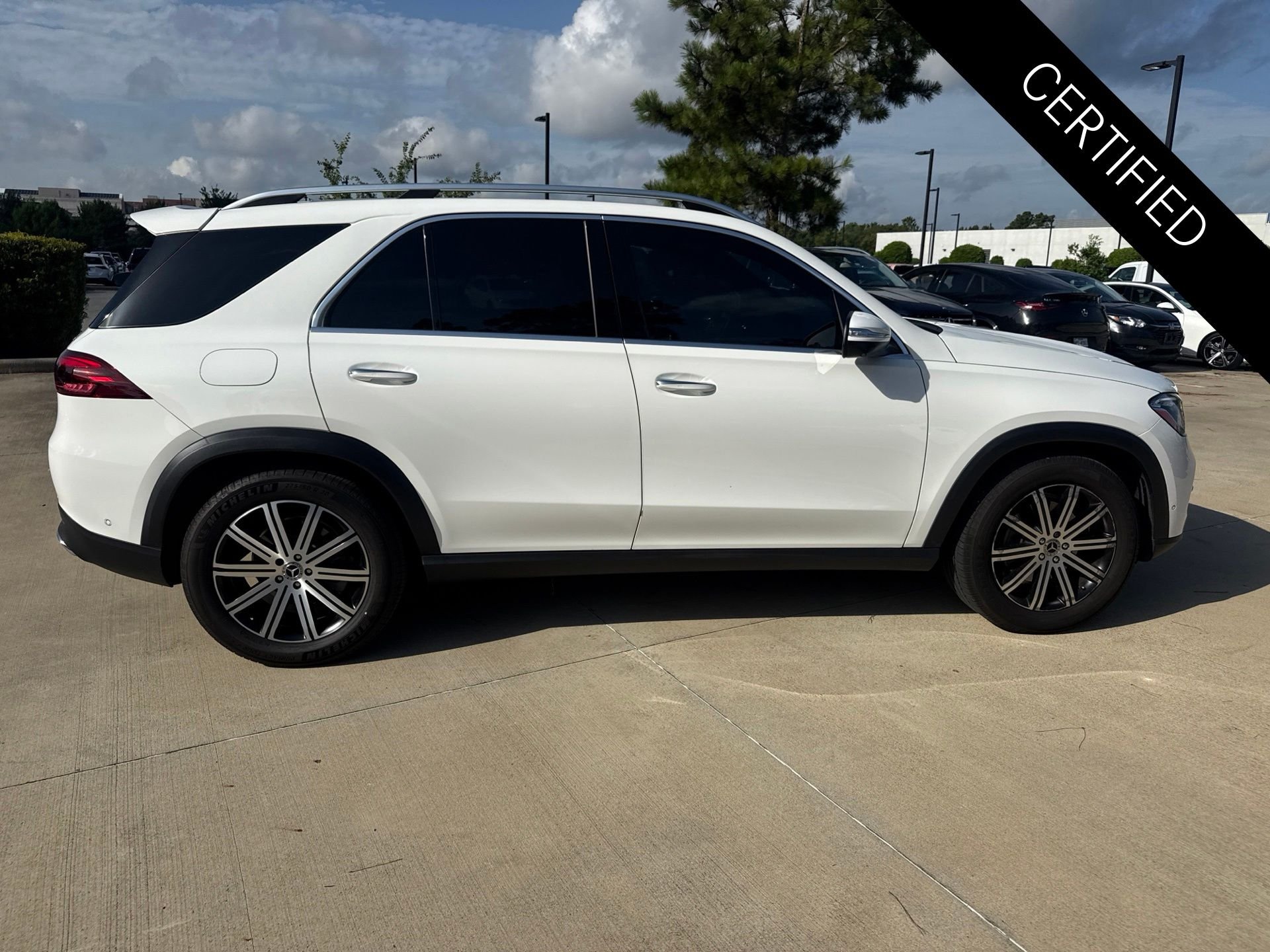 Certified Used 2026 Polar White Mercedes-Benz GLE 350 image 3