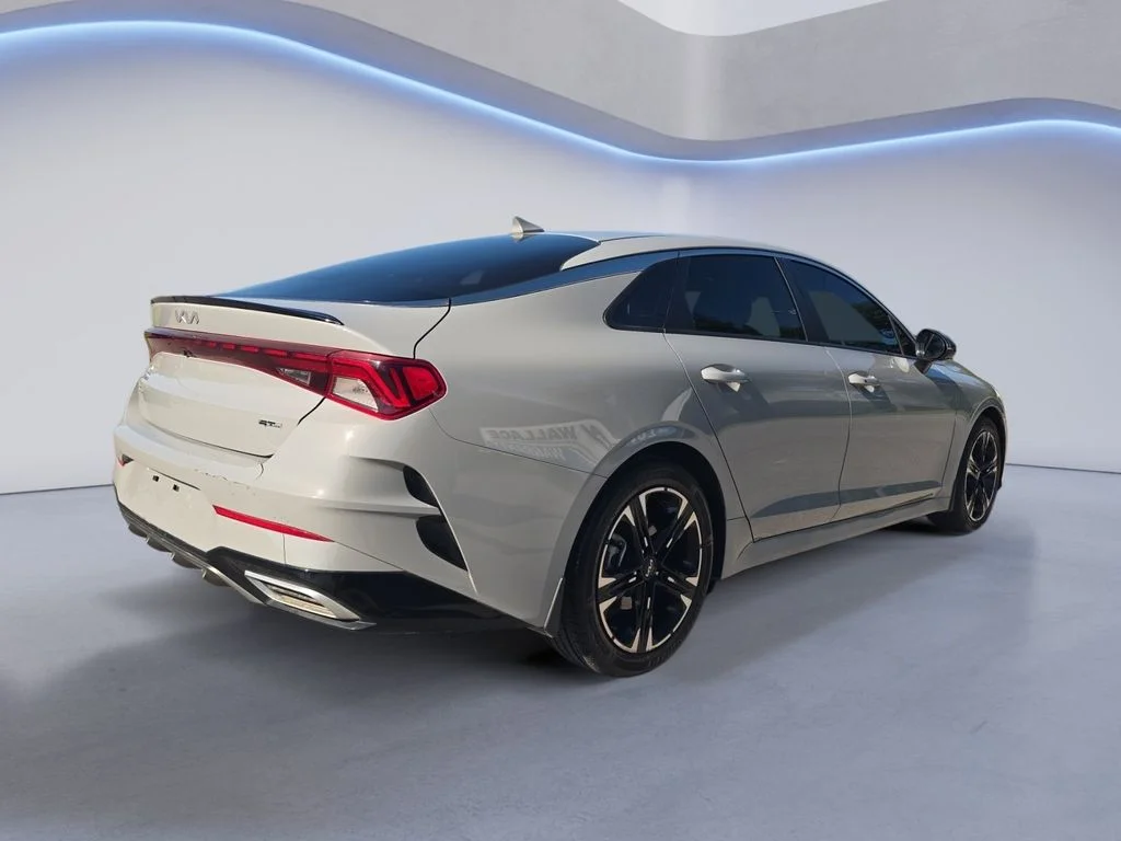 Used 2023 Wolf Gray Kia GT-Line image 6